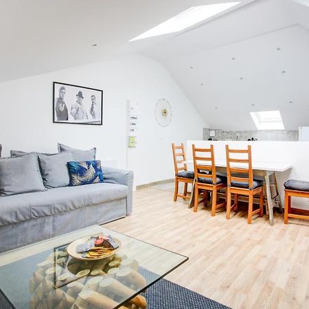 Gatsby Chic Apartment Reims Bagian luar foto
