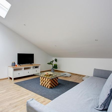Gatsby Chic Apartment Reims Bagian luar foto