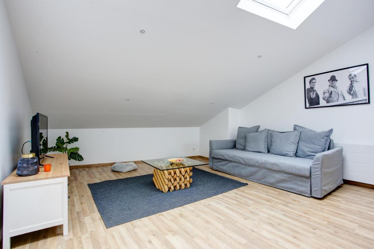 Gatsby Chic Apartment Reims Bagian luar foto